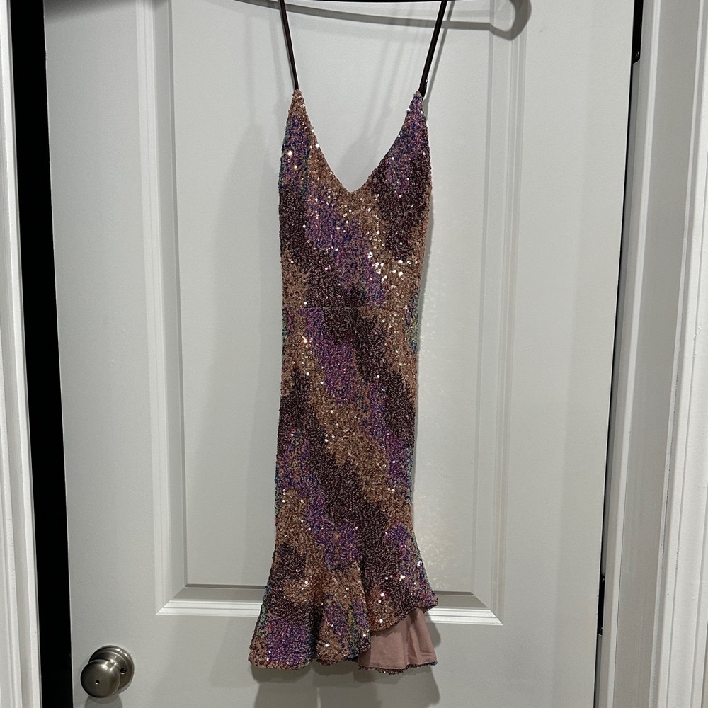 Selfie Leslie Rose and Lilac Sequin Dress